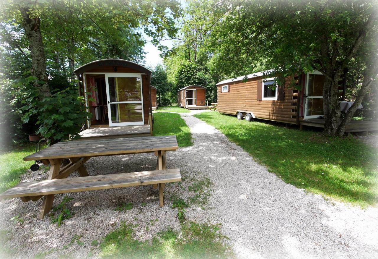 Roulottes Gites - Auberge De La Riviere Foncine-le-Haut Exterior foto