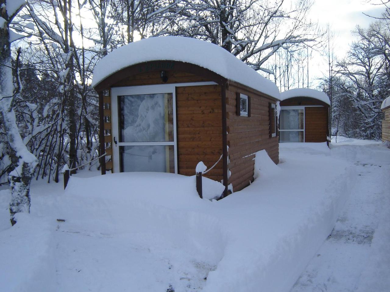 Roulottes Gites - Auberge De La Riviere Foncine-le-Haut Exterior foto